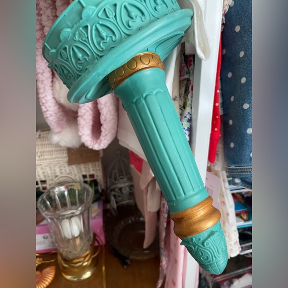 Liberty Torch - Picture 2 of 3